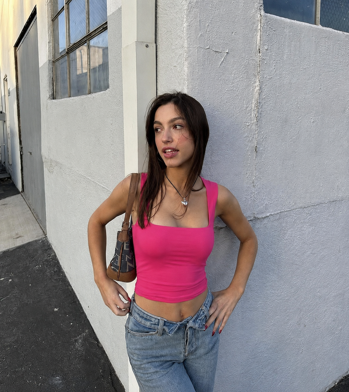 files/Square_Top_Tank_for_woman_1.png